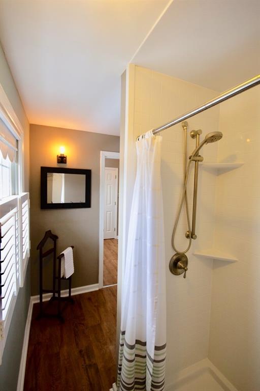 231 Sunridge Road Pittsburgh, PA 15238 - Photo 19 of 25 Master bathroom shower.