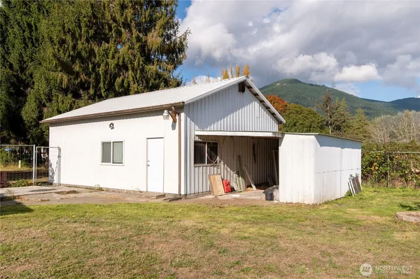 $999,998 | 91 Sylopash Lane, Unit A, Brinnon, WA 98320