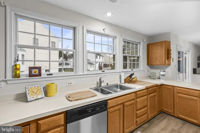 $750,000 | 1004 Summer Hill Drive, Odenton, MD 21113