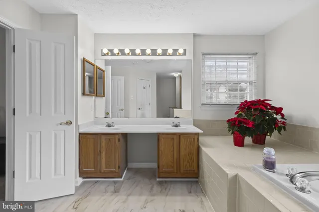 $750,000 | 1004 Summer Hill Drive, Odenton, MD 21113