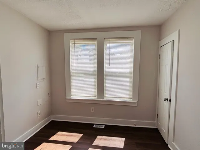 $1,500 | 281 4th Avenue, Quantico, VA 22134