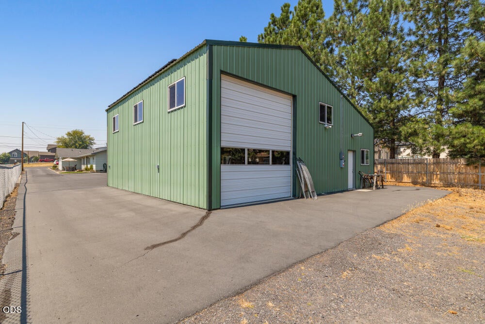 1457 Homedale Road Klamath Falls, OR 97603 - Photo 18 of 37 Gallery Image 18