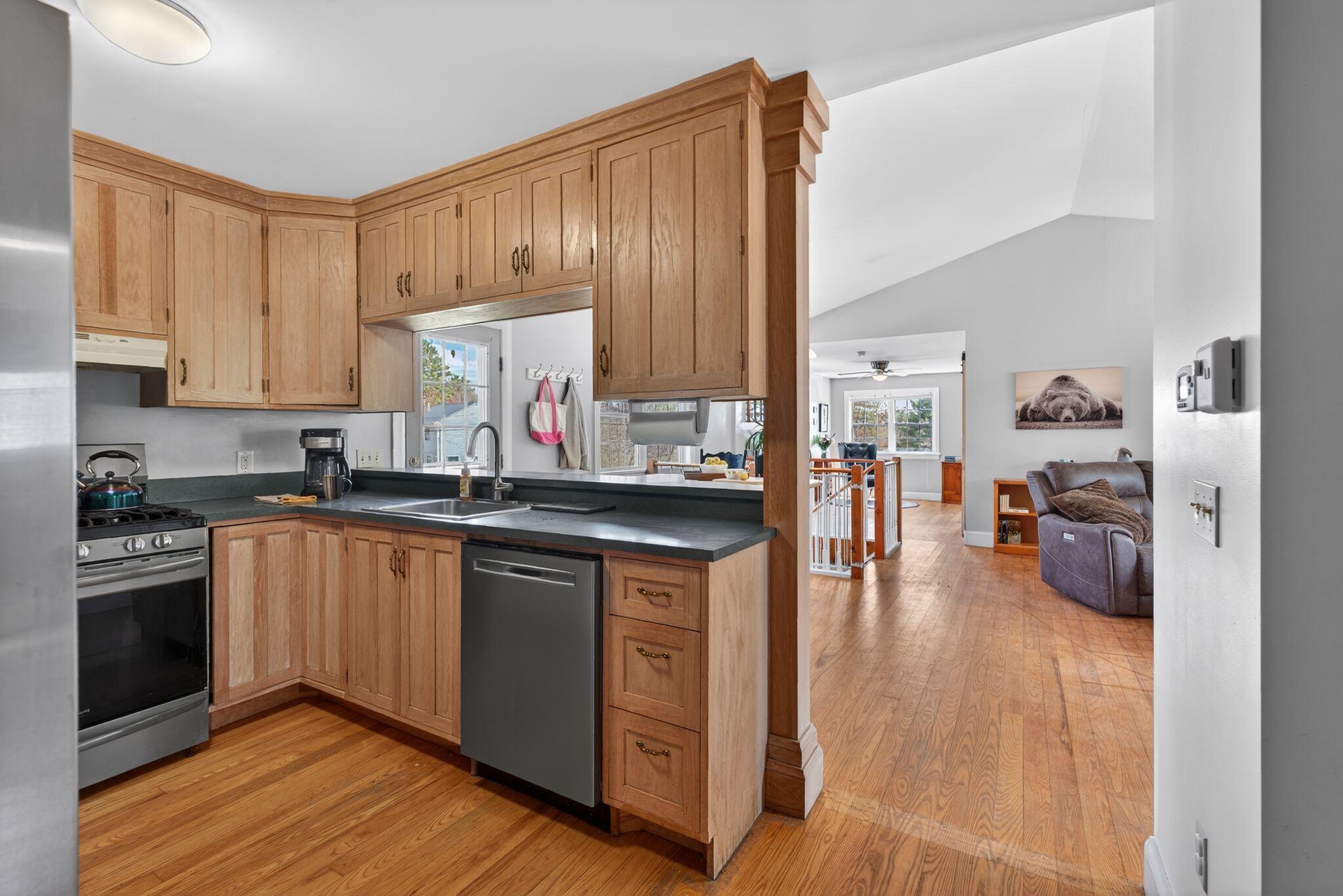 91 Vista Drive Windham, ME 04062 - Photo 17 of 44 39_DSC08174