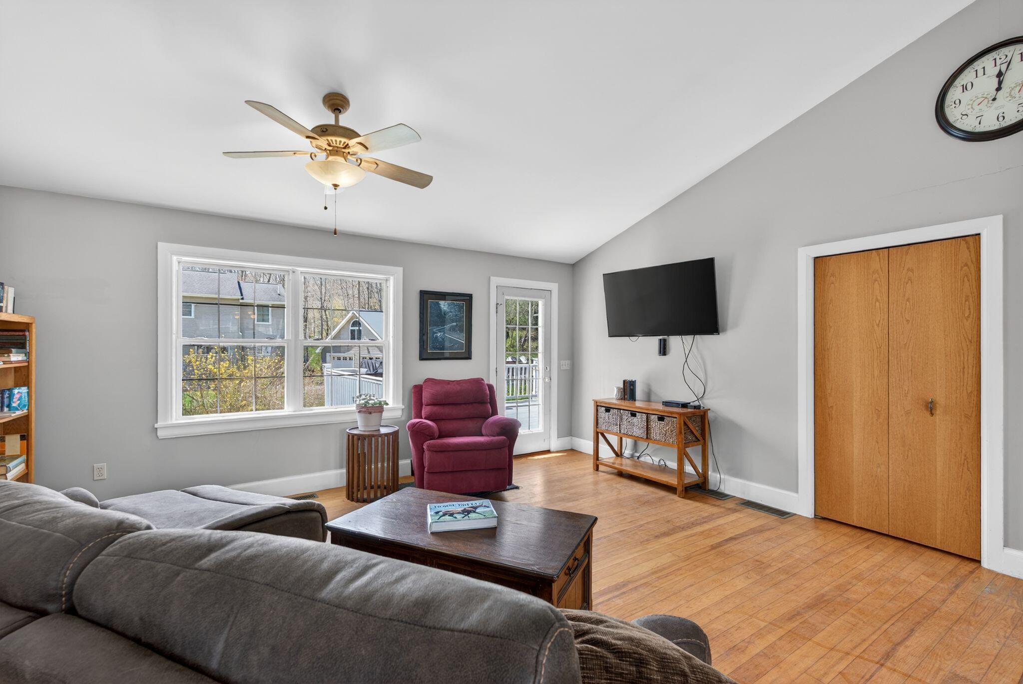 91 Vista Drive Windham, ME 04062 - Photo 20 of 44 35_DSC08154