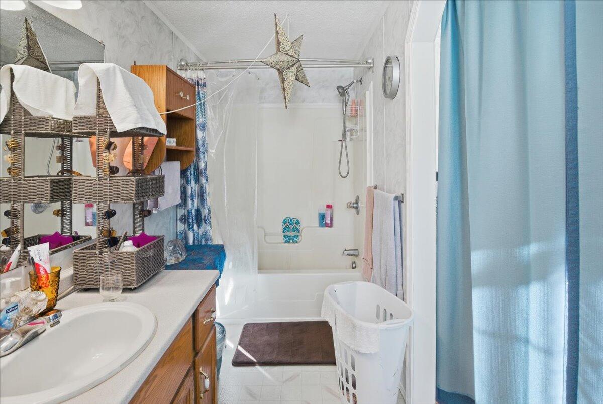 17 Rita Drive Sabattus, ME 04280 - Photo 23 of 44 32-7 Rita Dr, Sabattus, ME-20