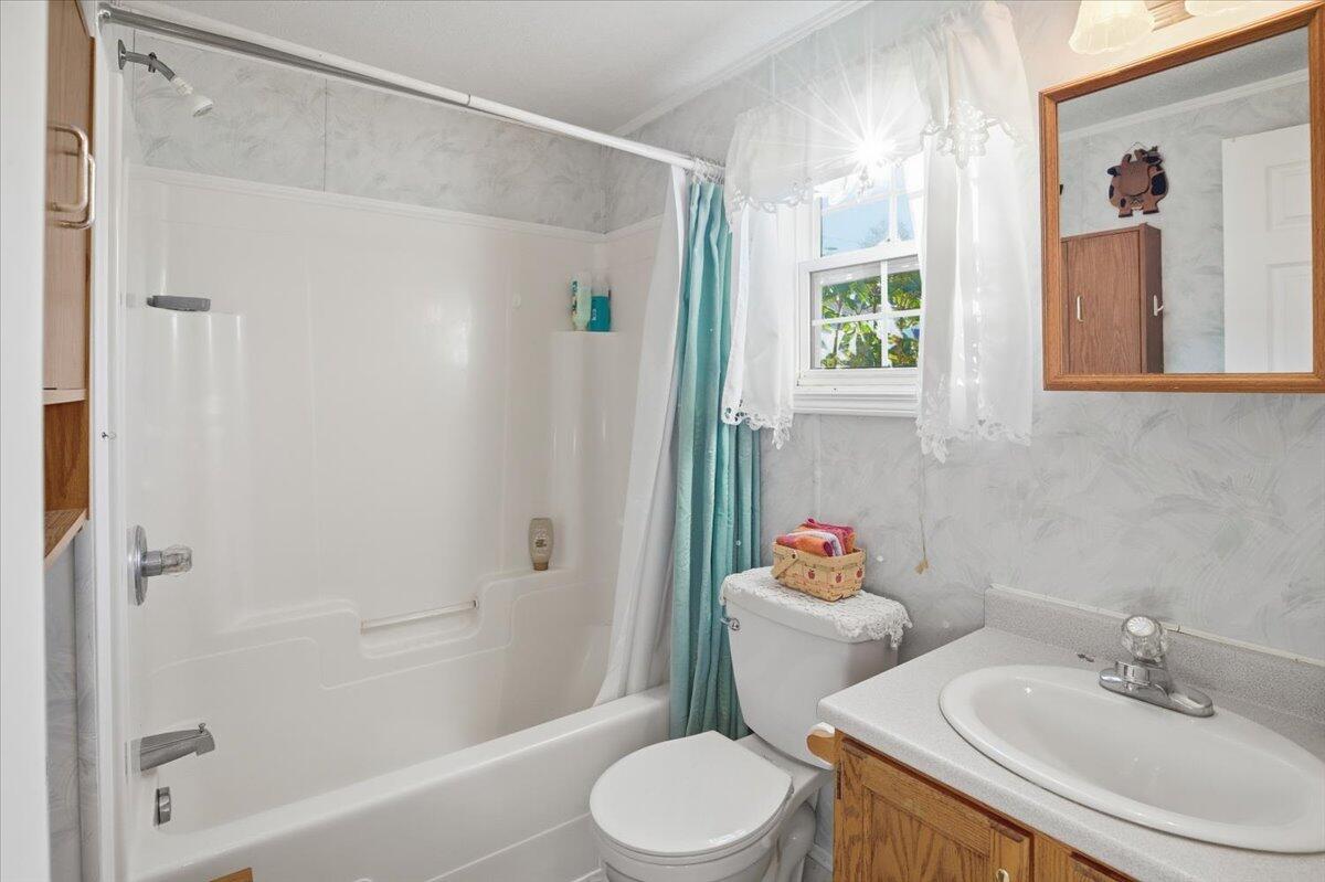 17 Rita Drive Sabattus, ME 04280 - Photo 32 of 44 45-7 Rita Dr, Sabattus, ME-33