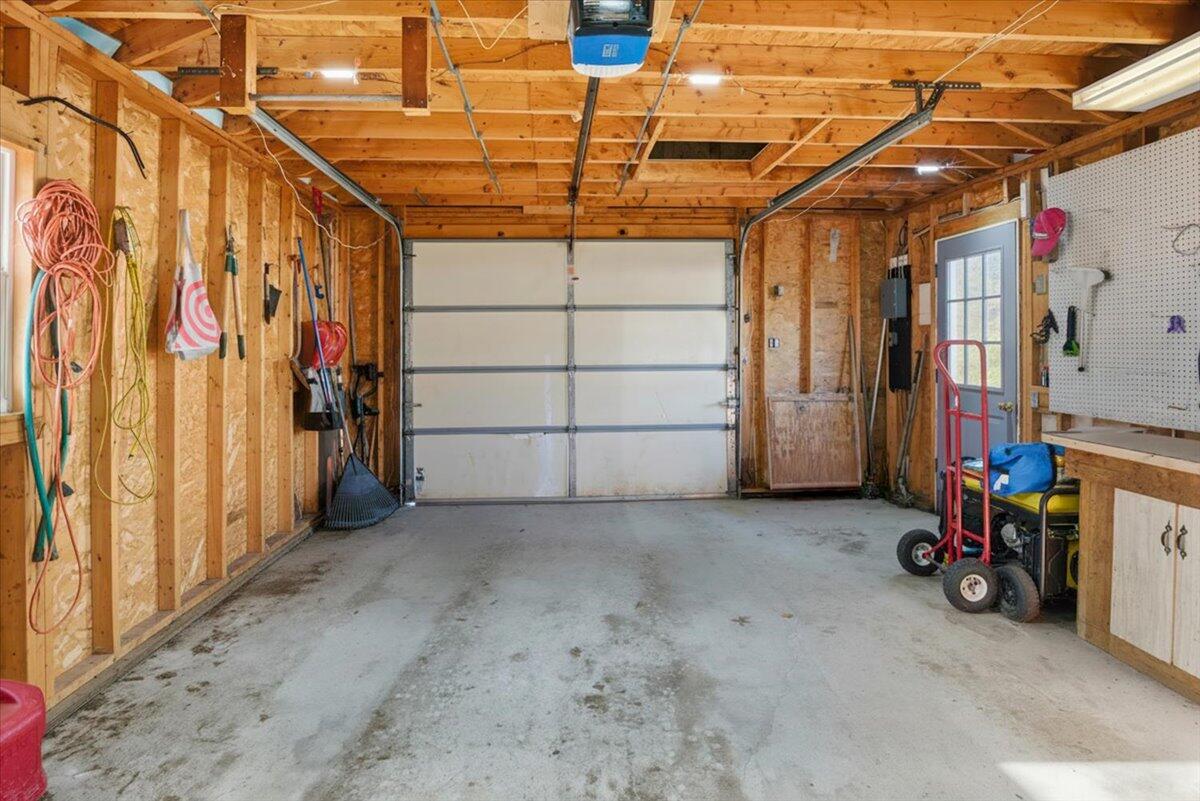 17 Rita Drive Sabattus, ME 04280 - Photo 44 of 44 14-7 Rita Dr, Sabattus, ME-10