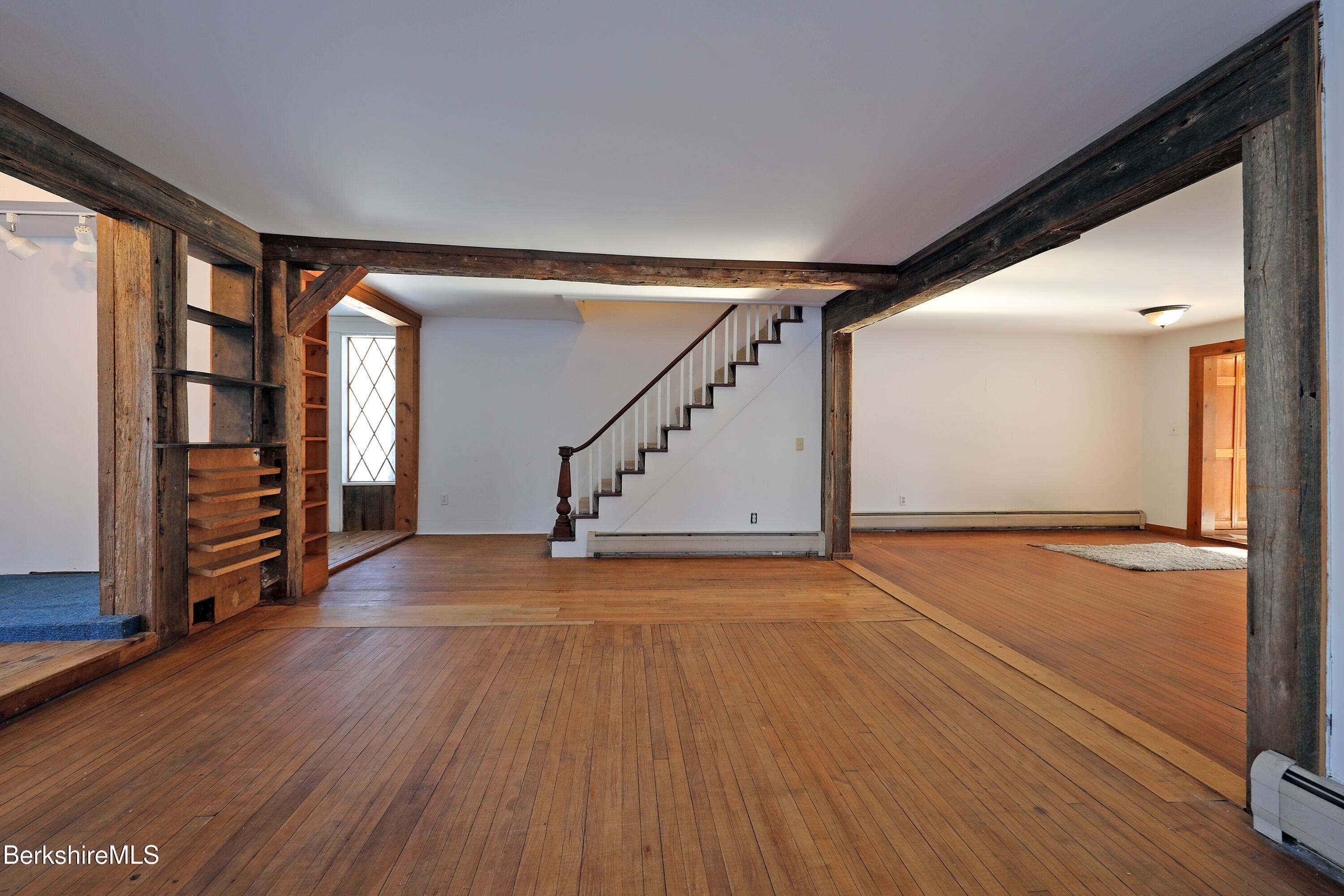 86 East Main Street Stockbridge, MA 01262 - Photo 18 of 55 Living room