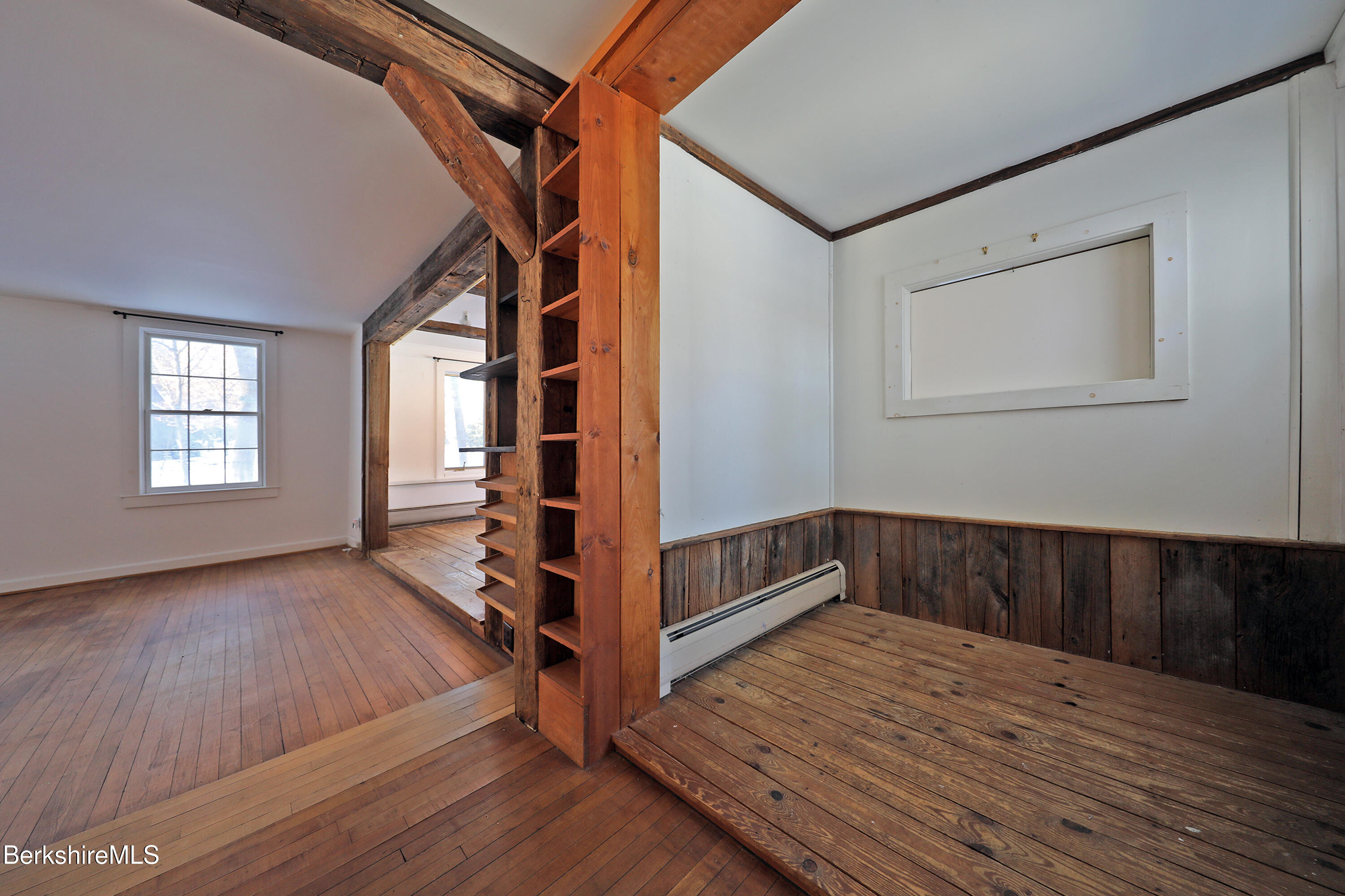 86 East Main Street Stockbridge, MA 01262 - Photo 19 of 55 Side entry/mudroom area