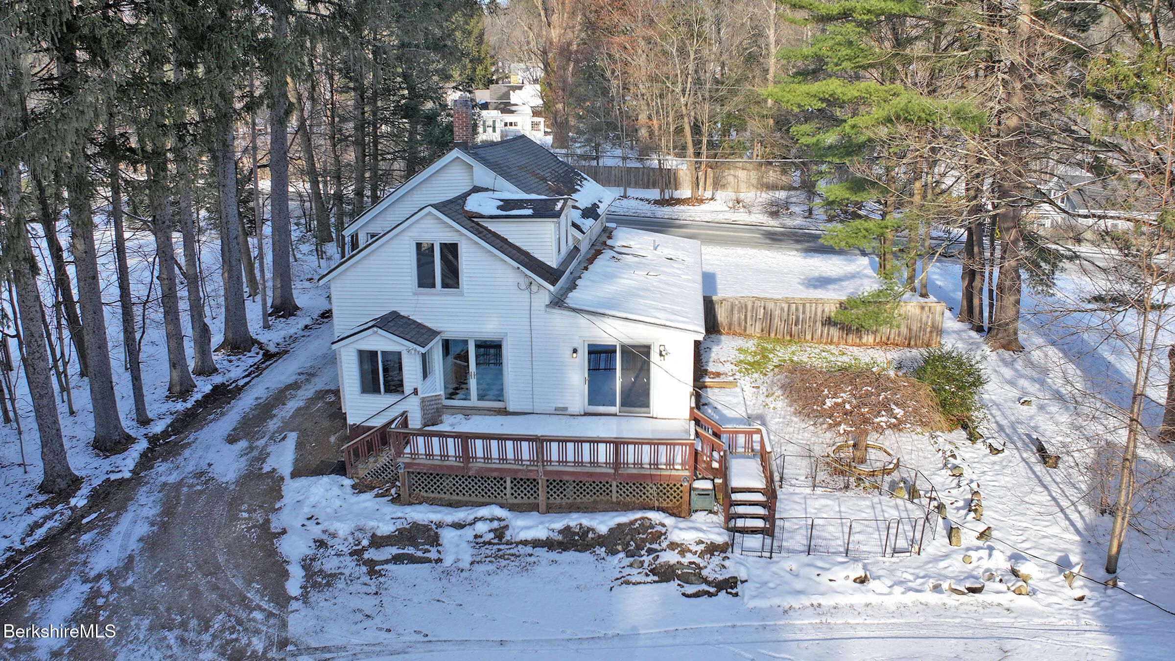 86 East Main Street Stockbridge, MA 01262 - Photo 54 of 55 Aerial view