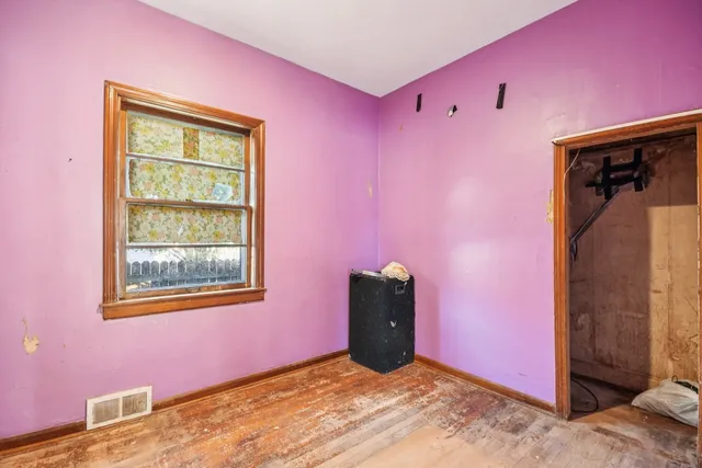 a view of livingroom with hardwood