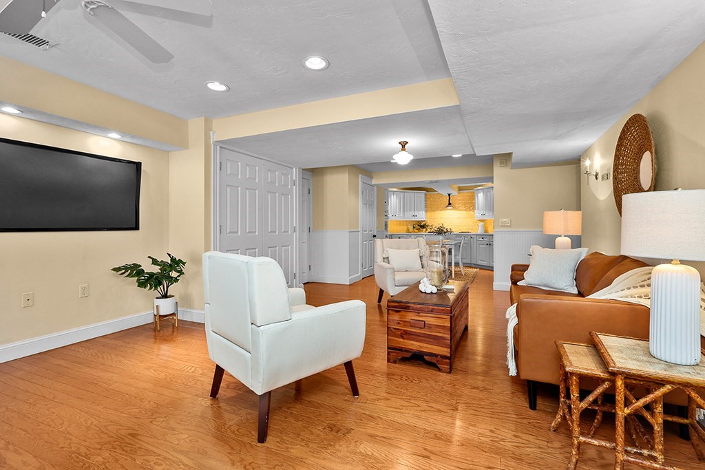 2 Country Way Hopkinton, MA 01748 - Photo 31 of 42