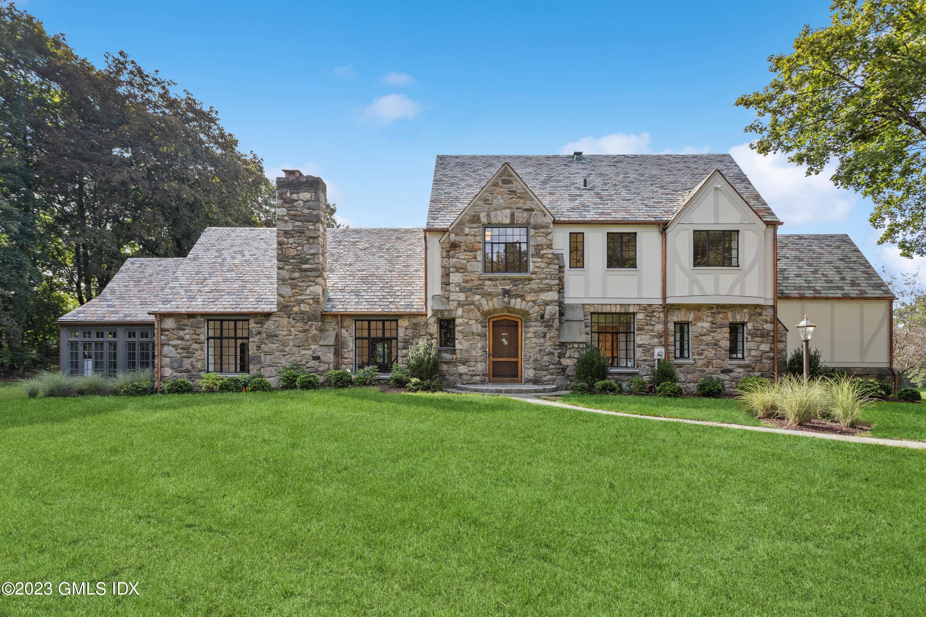 5 Sherwood Avenue, Greenwich, CT 06831 Compass