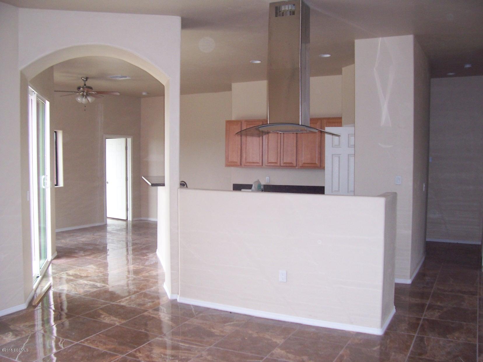 1143 King Lane Rio Rico, AZ 85648 - Photo 4 of 23