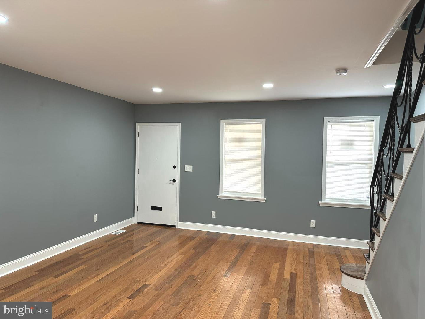 124 East Ruscomb Street Philadelphia, PA 19120 - Photo 5 of 13