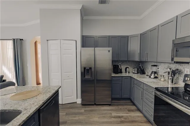 $4,000 | 7682 Northwest 19th Street, Pembroke Pines, FL 33024