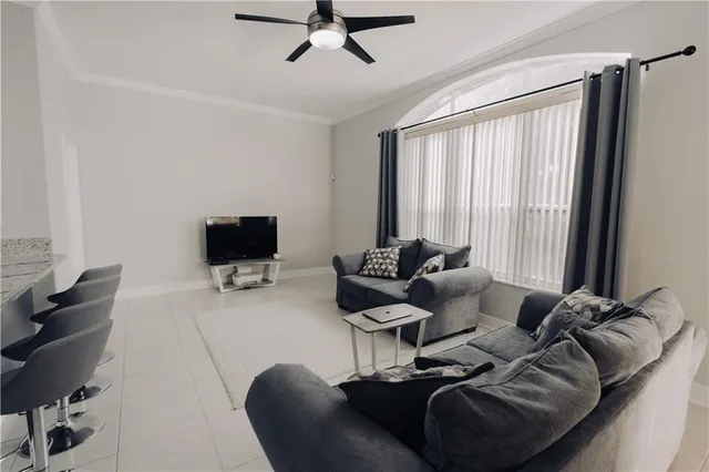 $4,000 | 7682 Northwest 19th Street, Pembroke Pines, FL 33024