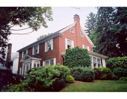 32 Longfellow Road Worcester, MA 01602 - Photo 1 of 12 Gallery Image 1