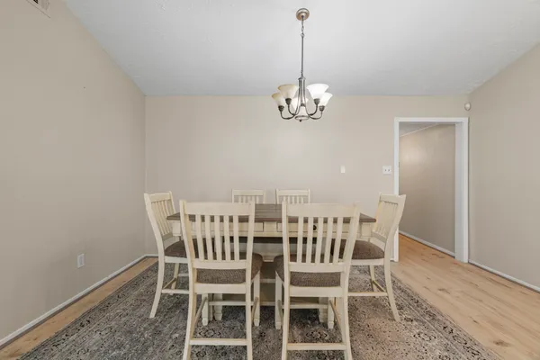 $2,400 | 304 Old Course Drive, Friendswood, TX 77546