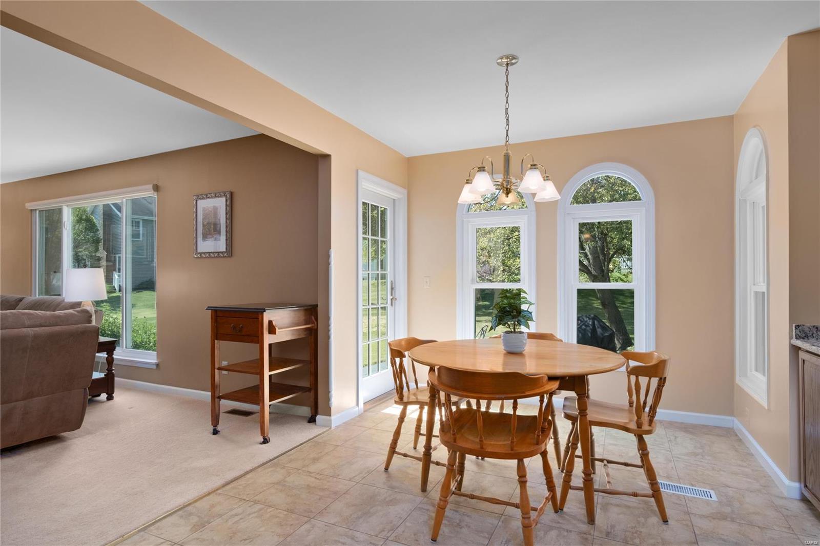 16242 Windfall Ridge Drive Chesterfield, MO 63005 - Photo 11 of 33 Gallery Image 11