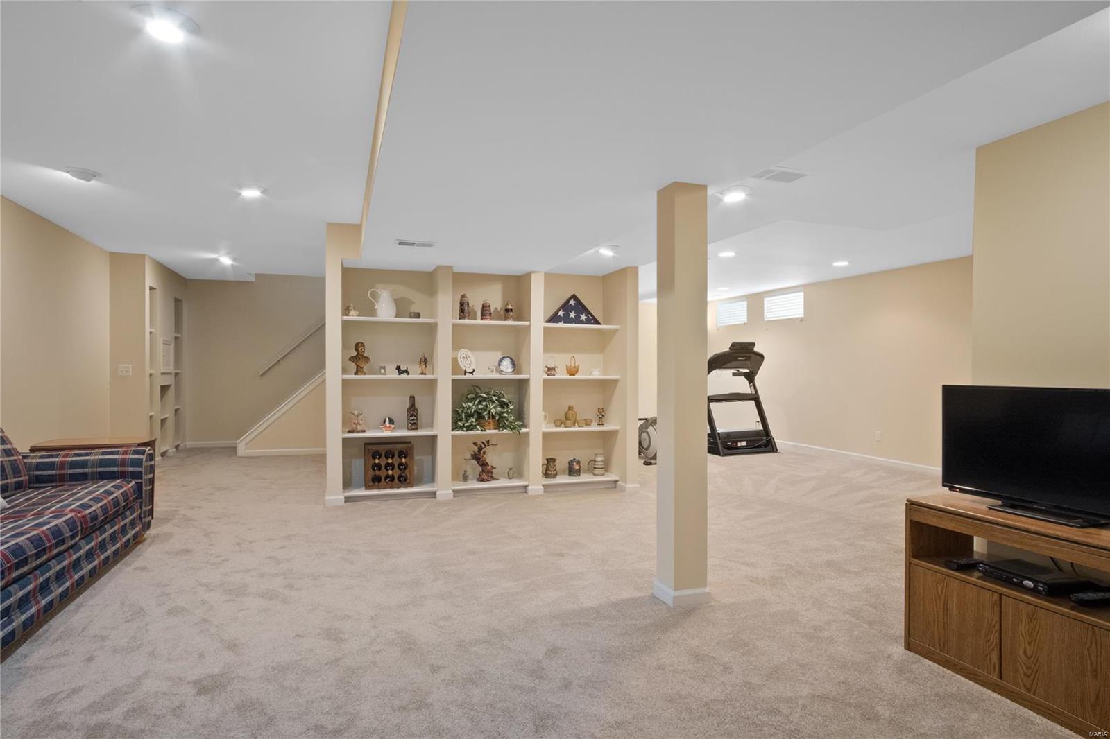 16242 Windfall Ridge Drive Chesterfield, MO 63005 - Photo 25 of 33 Gallery Image 25