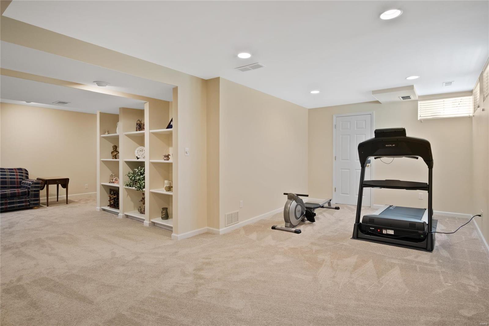 16242 Windfall Ridge Drive Chesterfield, MO 63005 - Photo 26 of 33 Gallery Image 26