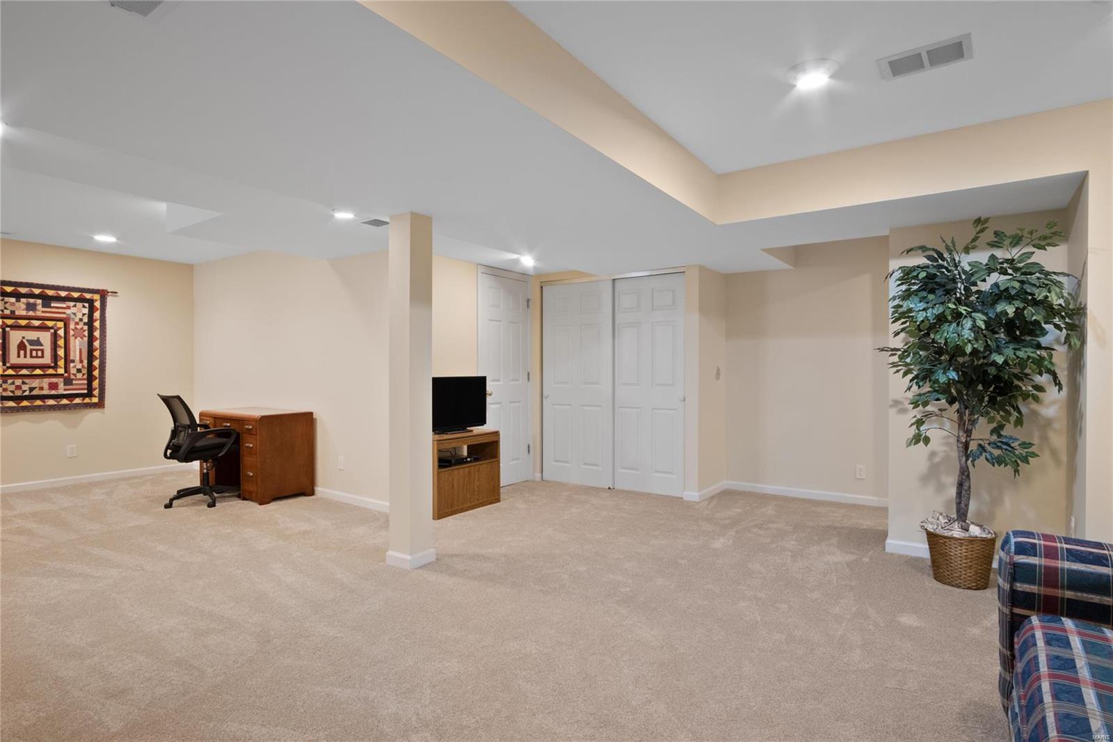 16242 Windfall Ridge Drive Chesterfield, MO 63005 - Photo 29 of 33 Gallery Image 29