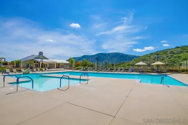 $890,000 | 441 Ventasso Way, Fallbrook, CA 92028