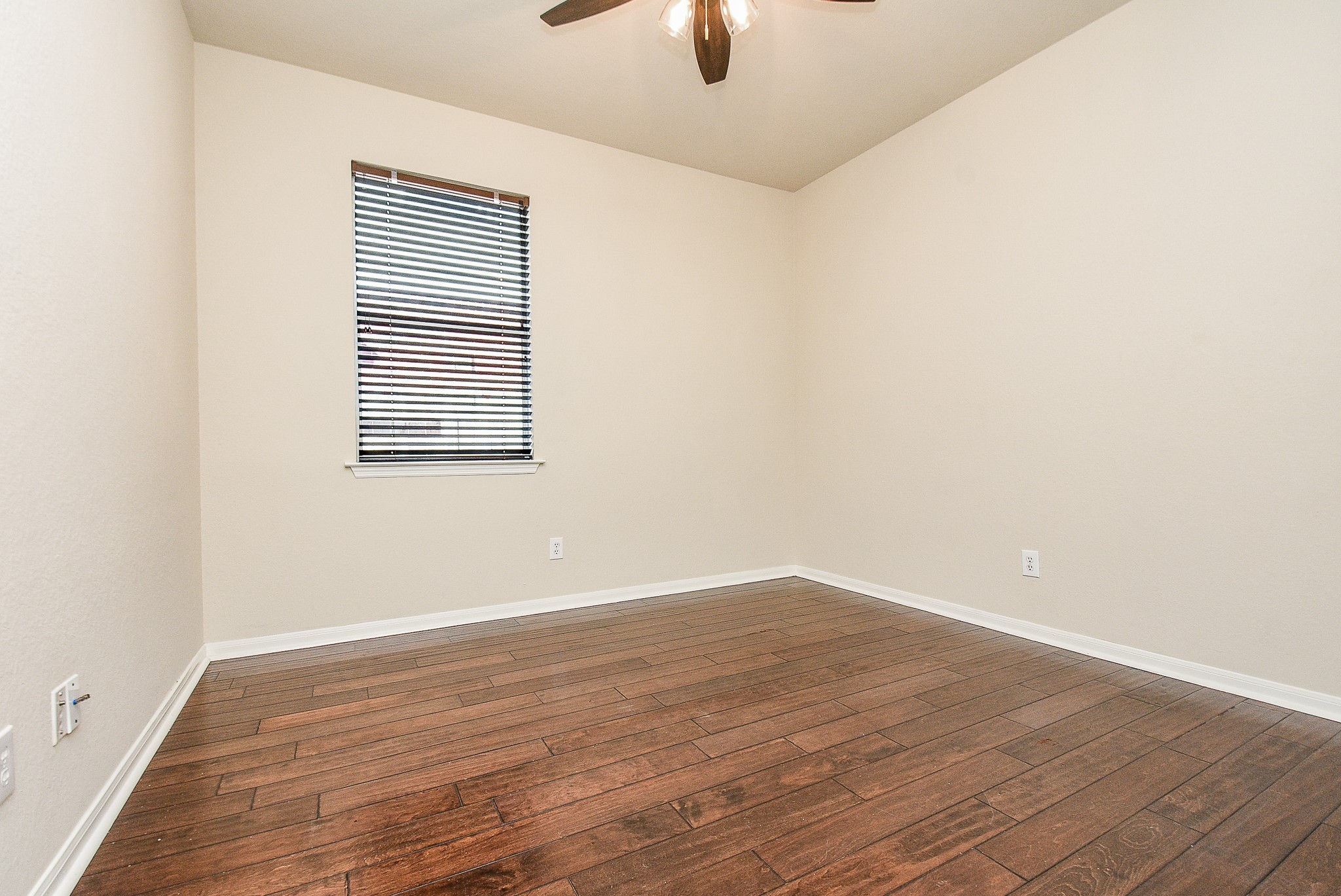 9135 Edgeloch Drive Spring, TX 77379 - Photo 25 of 32