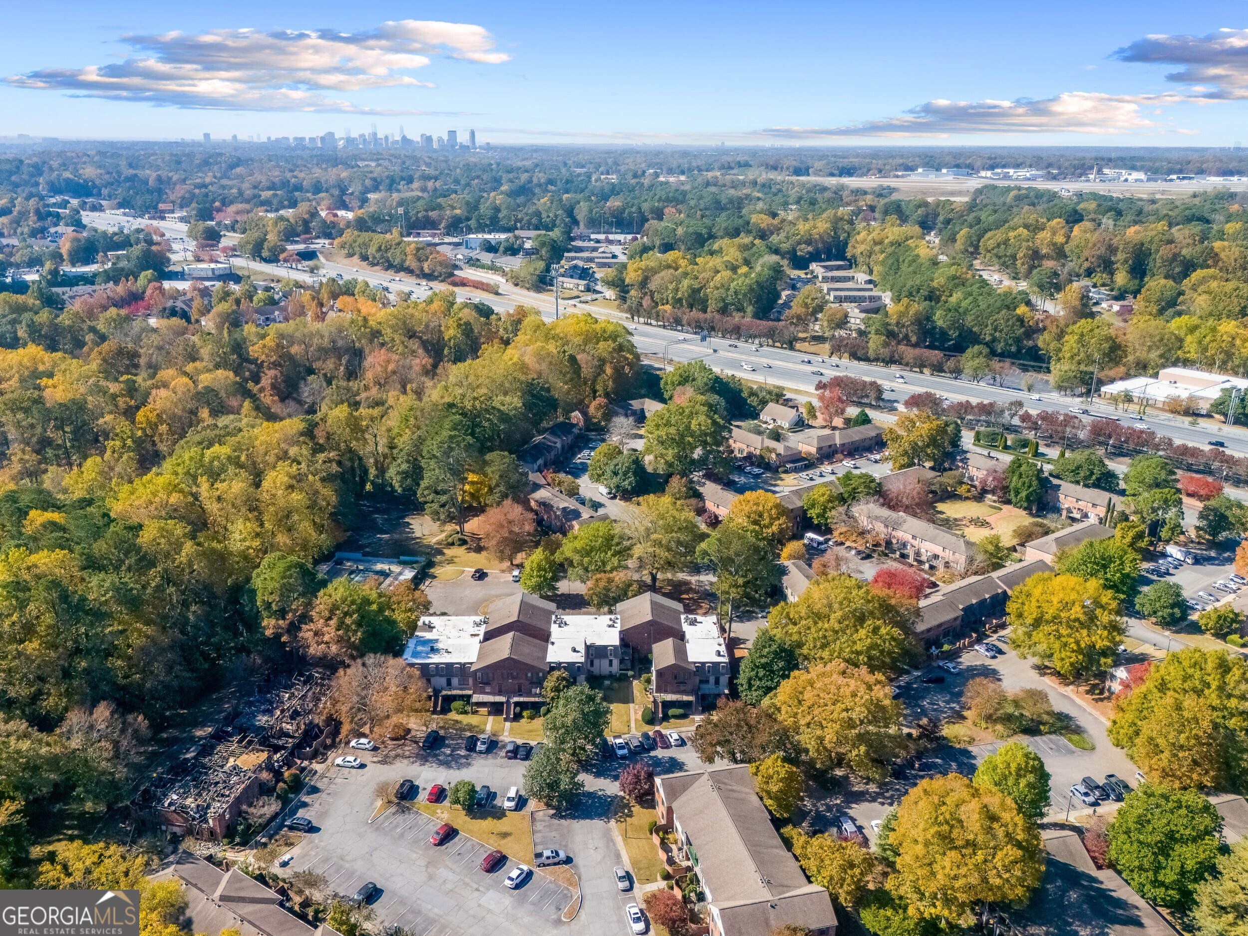 3091 Colonial Way Atlanta, GA 30341 - Photo 25 of 26 an aerial view of multiple house