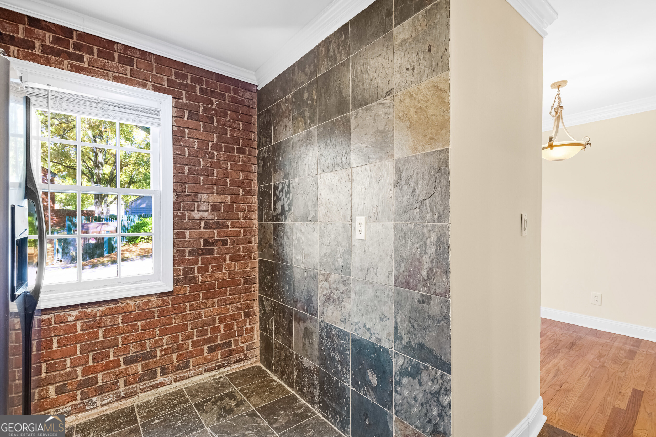 3091 Colonial Way Atlanta, GA 30341 - Photo 6 of 26 a bathroom with a shower