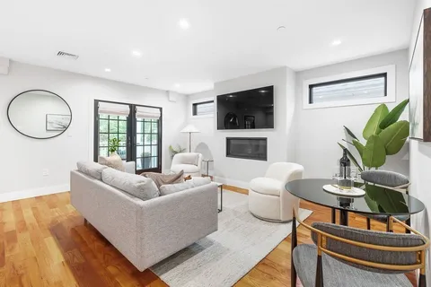 $749,000 | 113-115 Falcon Street, Unit 1132, Boston, MA 02128