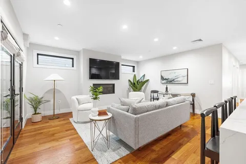 $749,000 | 113-115 Falcon Street, Unit 1132, Boston, MA 02128