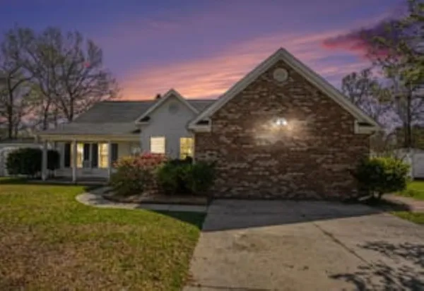 $325,000 | 2620 Holmes Court South, Conway, SC 29526