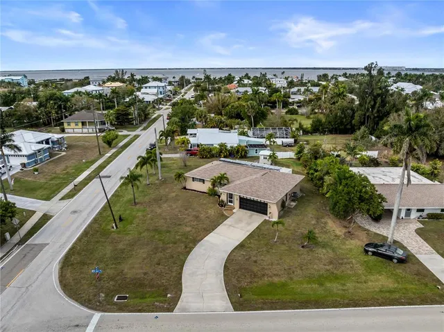 $374,900 | 826 West Virginia Avenue, Punta Gorda, FL 33950