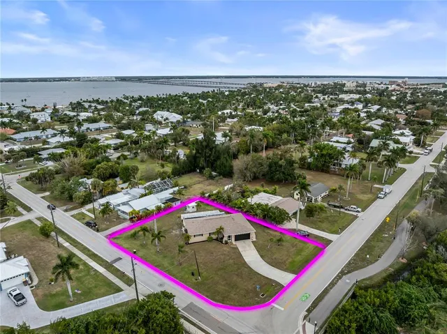 $374,900 | 826 West Virginia Avenue, Punta Gorda, FL 33950