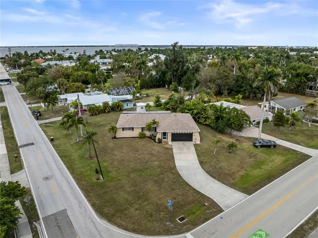 $374,900 | 826 West Virginia Avenue, Punta Gorda, FL 33950