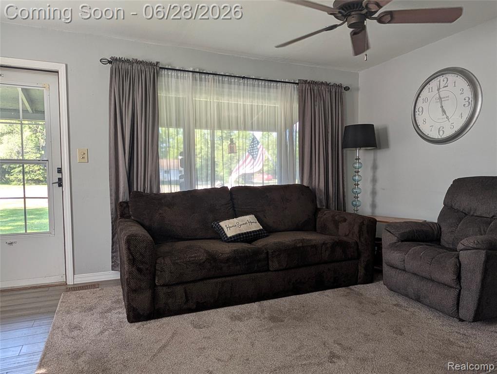 4456 East Coldwater Road Flint, MI 48506 - Photo 10 of 35