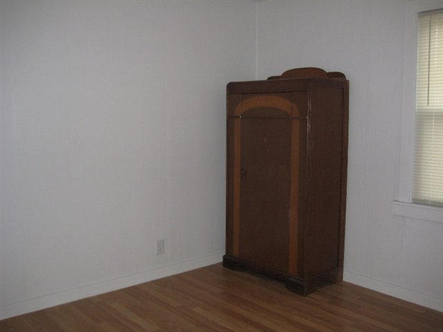2193 Washington Road Washington, IL 61571 - Photo 5 of 6 Gallery Image 5
