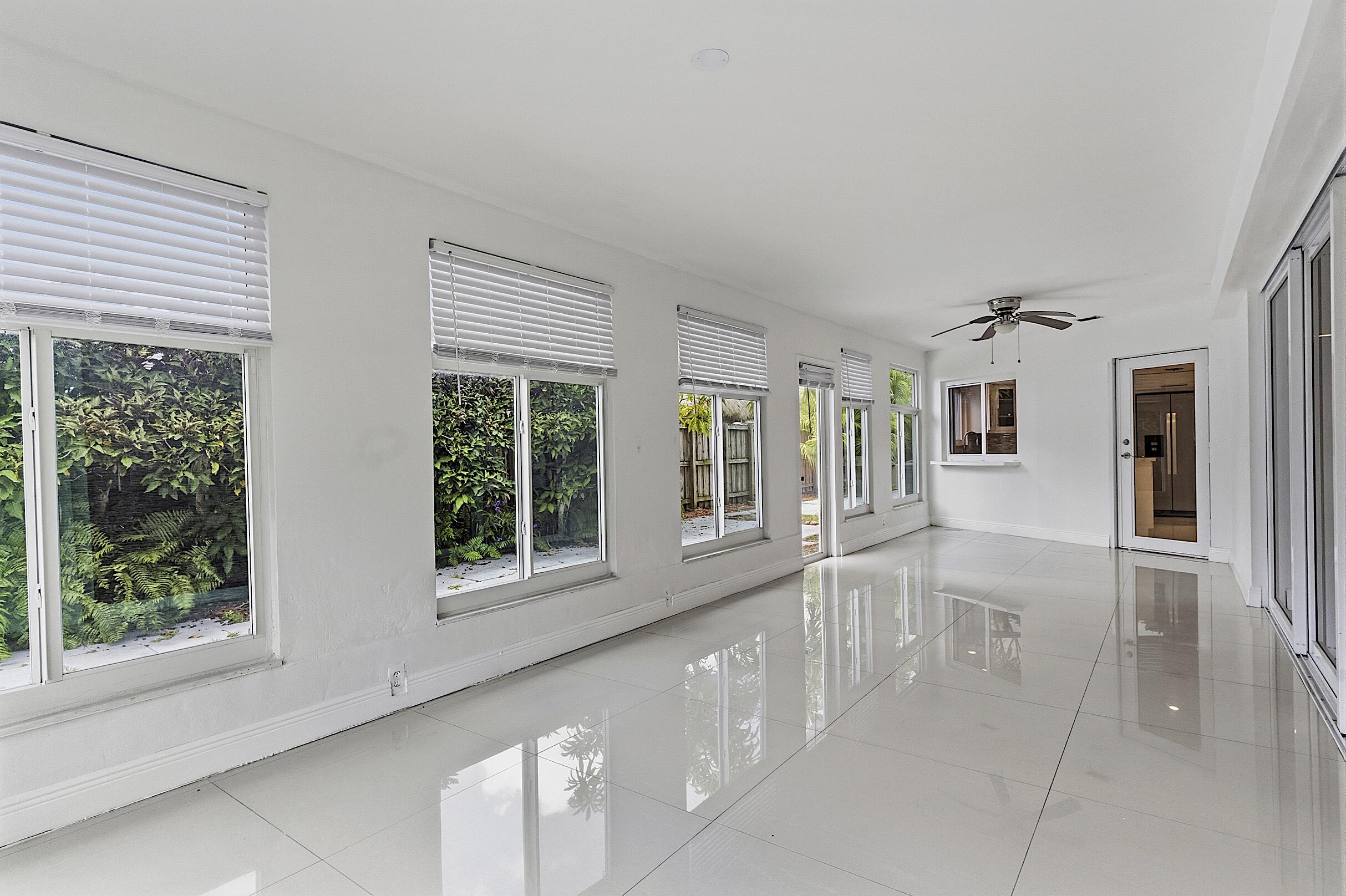 2910 Northeast 40th Court Lighthouse Point, FL 33064 - Photo 37 of 49 2910 NE 40th Ct - - 036