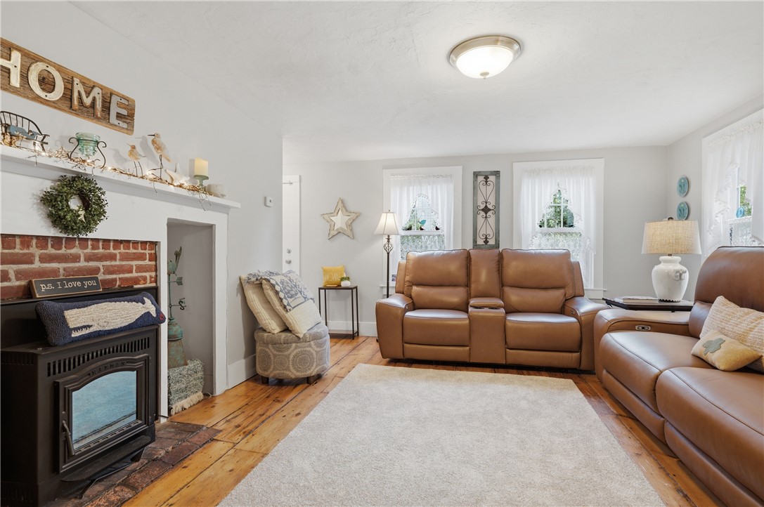 44 Old Great Road North Smithfield, RI 02896 - Photo 14 of 41