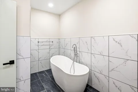 $749,999 | 1731 Reed Street, Philadelphia, PA 19146