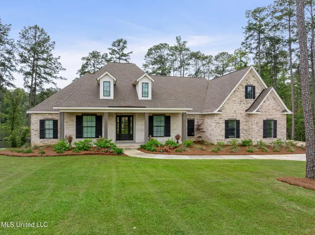 $979,000 | 9 Sanctuary Drive, Sumrall, MS 39482