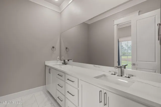 $979,000 | 9 Sanctuary Drive, Sumrall, MS 39482