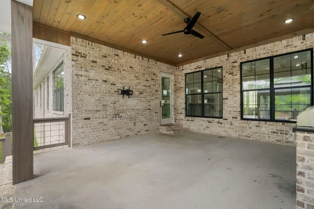 $979,000 | 9 Sanctuary Drive, Sumrall, MS 39482