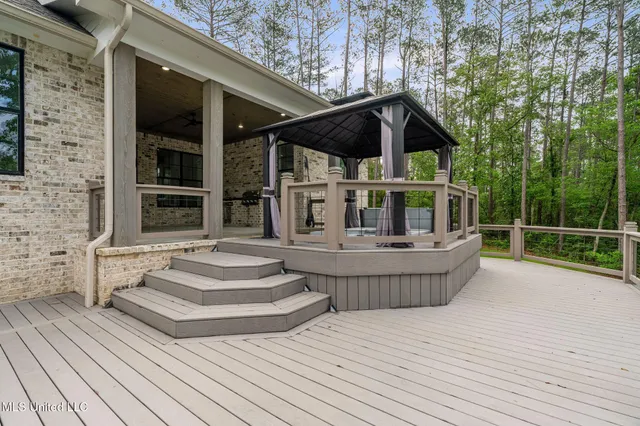 $979,000 | 9 Sanctuary Drive, Sumrall, MS 39482