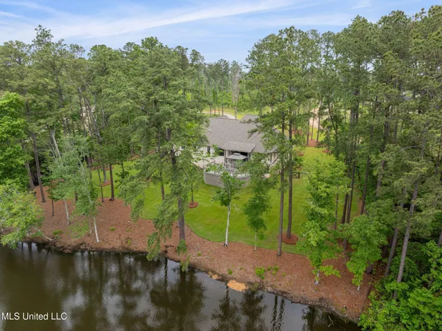 $979,000 | 9 Sanctuary Drive, Sumrall, MS 39482