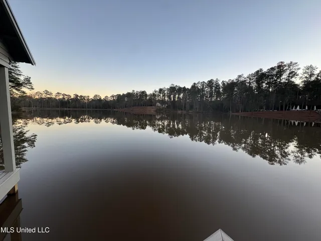 $979,000 | 9 Sanctuary Drive, Sumrall, MS 39482