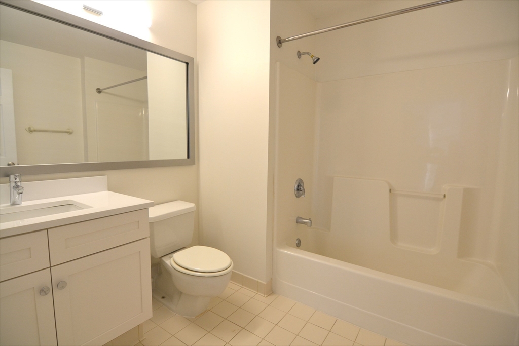 75 Peterborough Street, Unit 204 Boston, MA 02215 - Photo 13 of 13