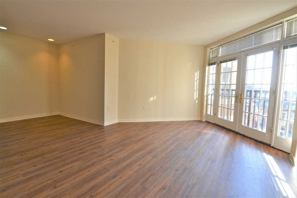 75 Peterborough Street, Unit 204 Boston, MA 02215 - Photo 4 of 13